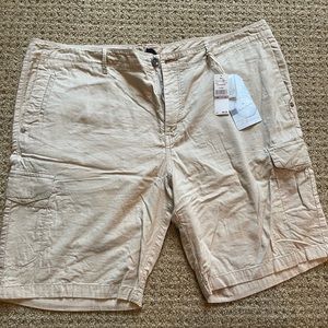 Tommy Bahama Men’s Cargo Shorts